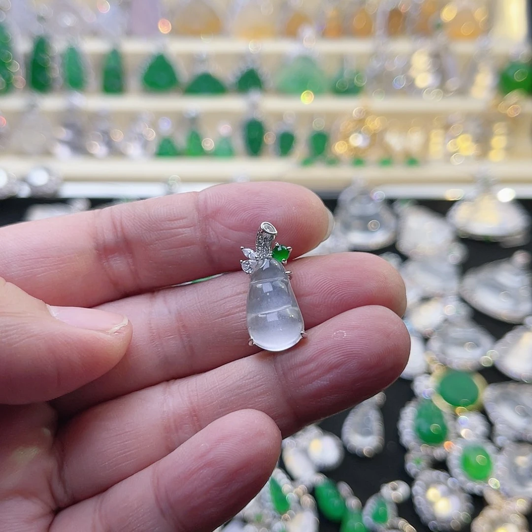 颈饰银S925镶嵌石英质玉福豆