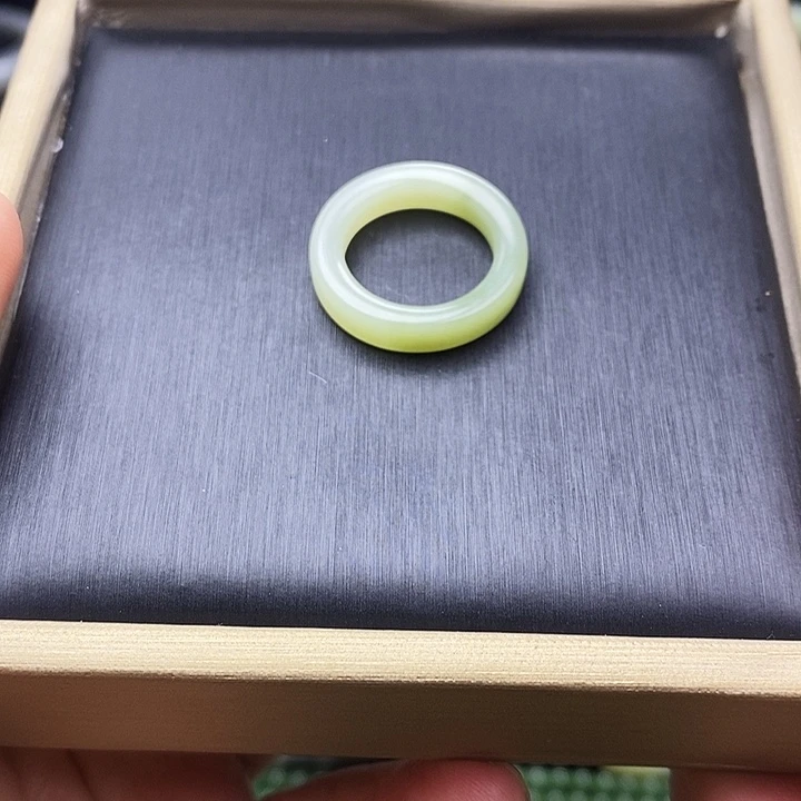 和田玉银S925镶嵌戒指