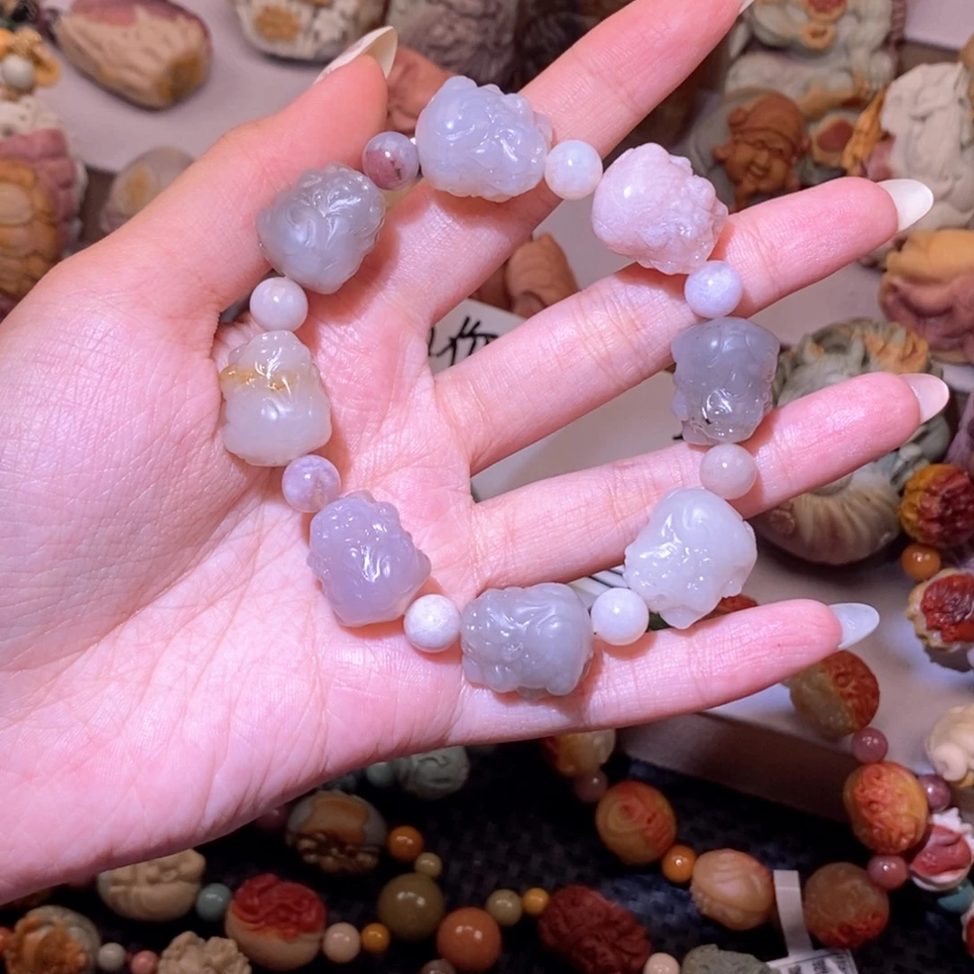 未镶嵌手链石英质玉（阿拉善玉）