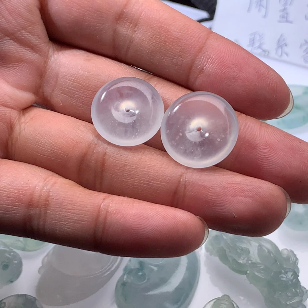 颈饰未镶嵌翡翠扣子