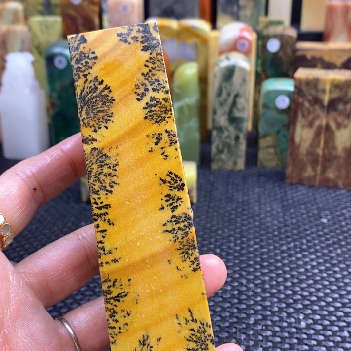 云南石祥****?青田石印章石