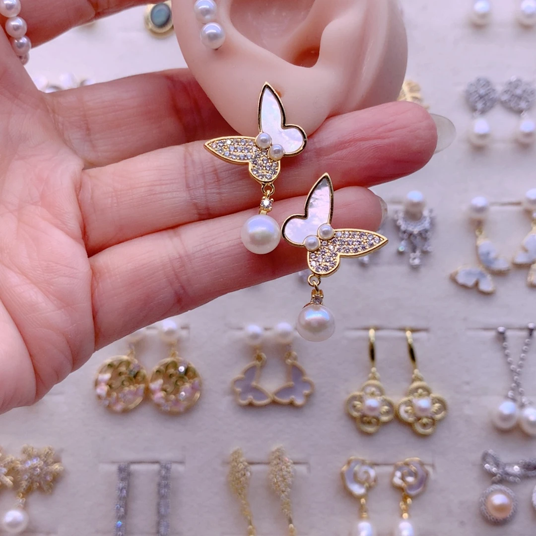 淡水珍珠合金耳饰