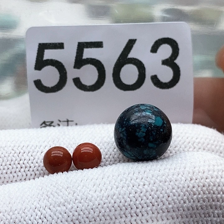 南红玛瑙未镶嵌颈饰