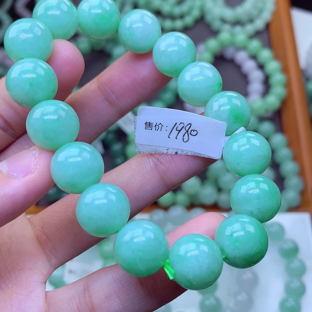 翡翠未镶嵌毛衣链