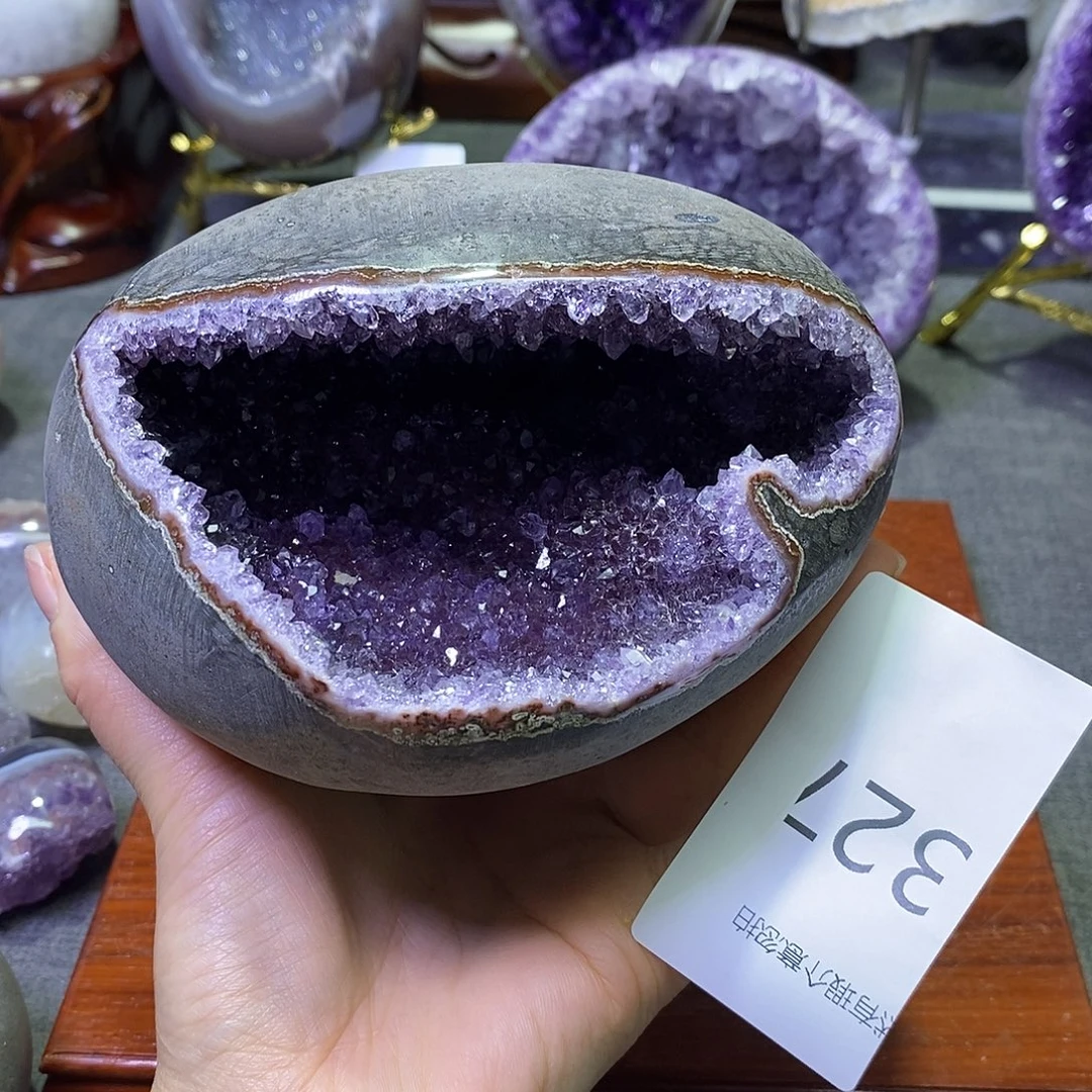 紫晶未镶嵌珠宝半成品
