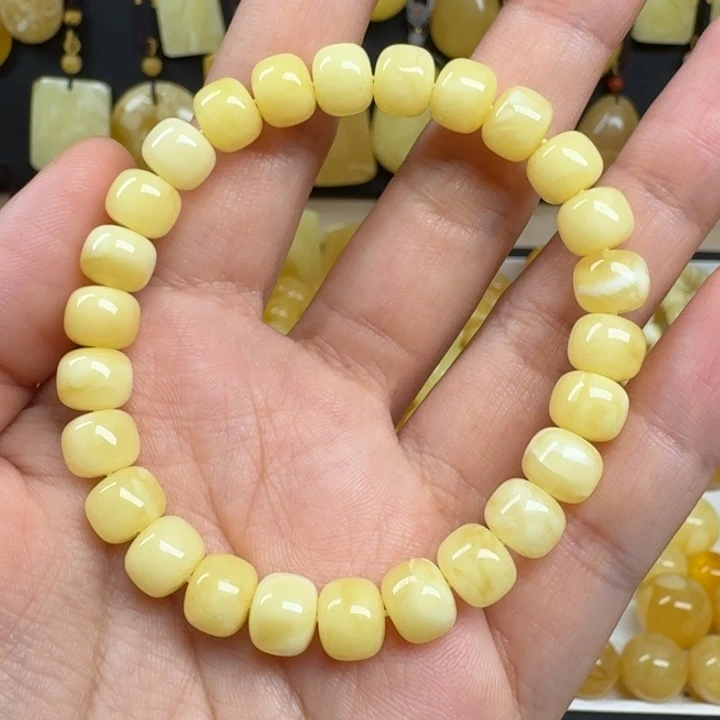 蜜蜡未镶嵌珠宝奇石