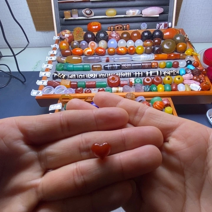 玛瑙/玉髓未镶嵌巴西玛瑙饰品桶珠