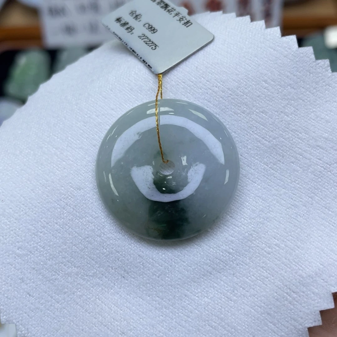 颈饰未镶嵌翡翠平安扣