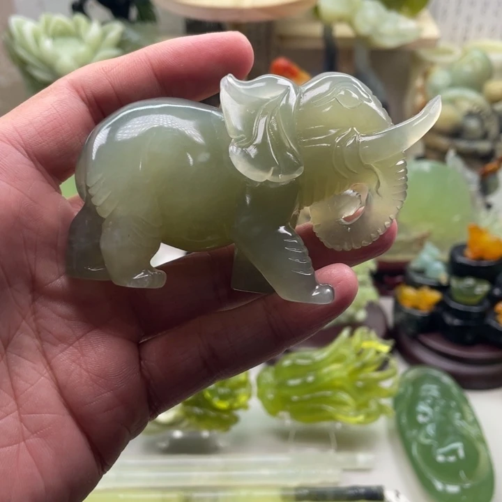 蛇纹石玉未镶嵌四大名玉手把