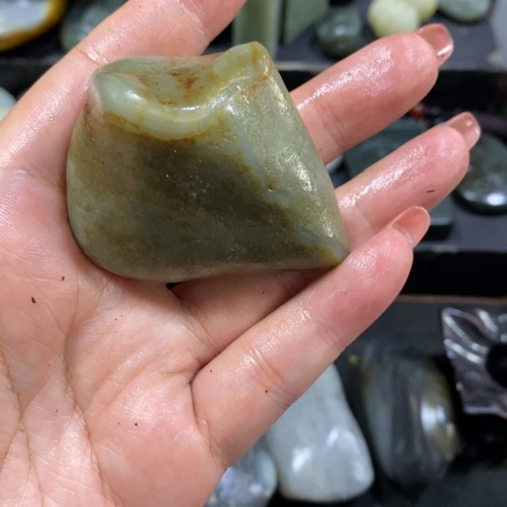 未镶嵌和田玉（糖玉）挂件