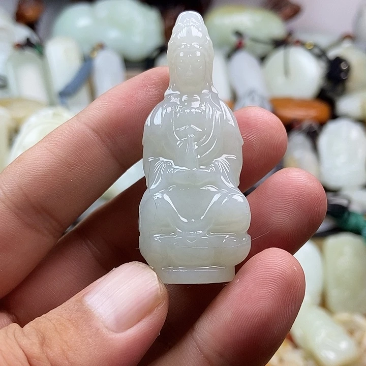 颈饰未镶嵌和田玉