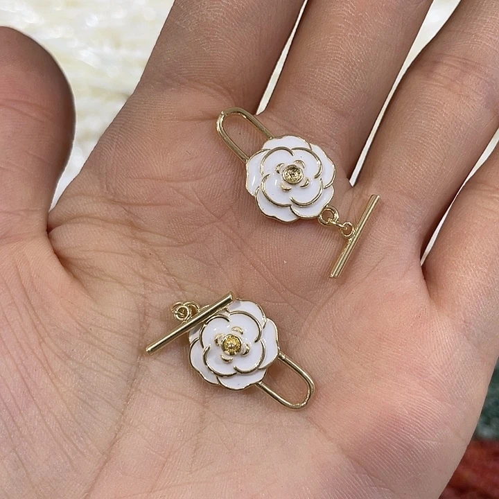 玛瑙/玉髓合金珠宝半成品3个白色ot扣