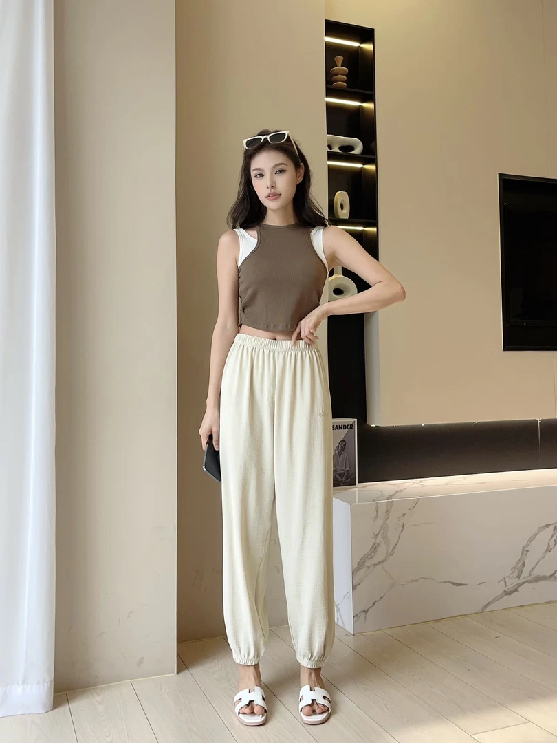 线下火热！高颜值女士薄款显瘦休闲果冻裤Y3010