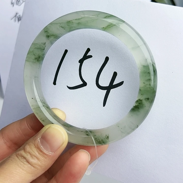 【闪购商品】石英质玉手镯未镶嵌