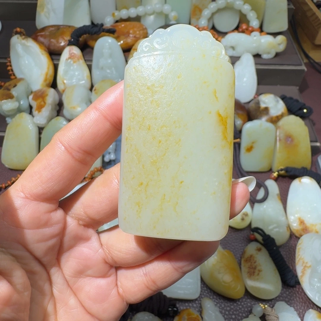 和田玉未镶嵌吊坠(不含链)