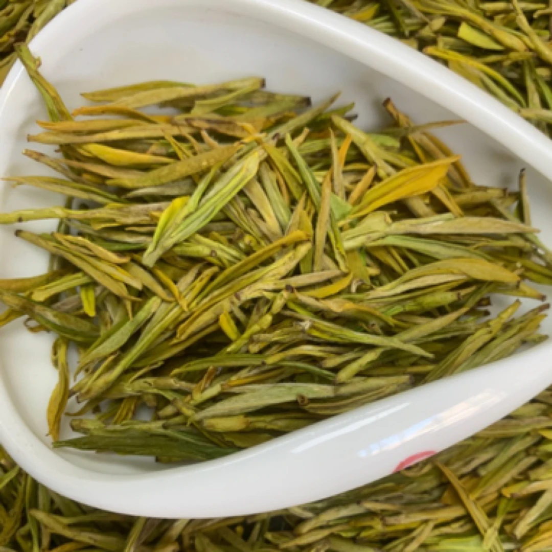 【420#】2025头采黄金芽 芽头饱满 兰花香馥郁 入口醇厚香甜