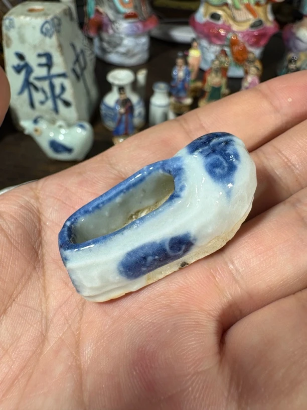 青花暗工瓷鞋全品相全手工制作顺丰包邮