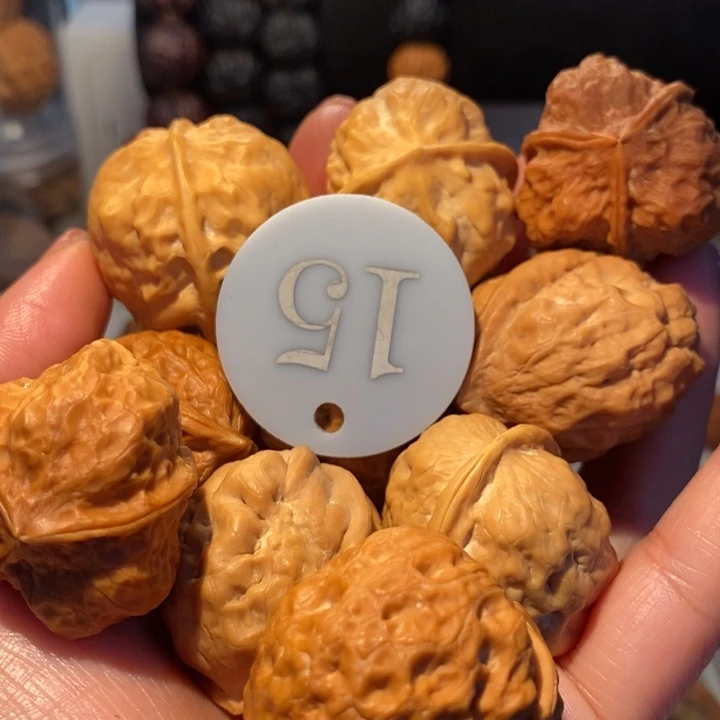 好***u铁核桃5对打包价铁核桃