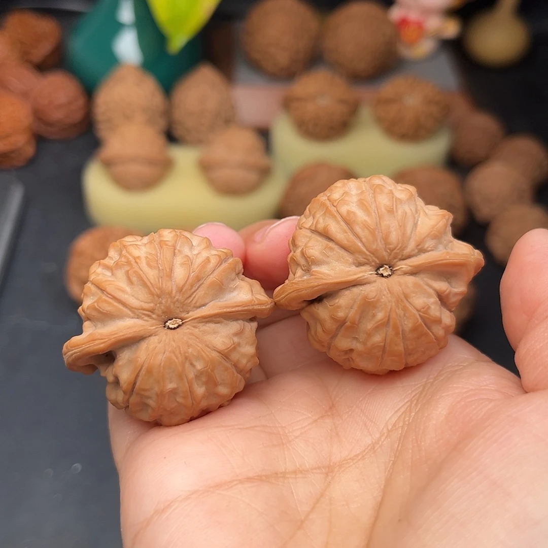 文玩核桃把件石门元宝全品38