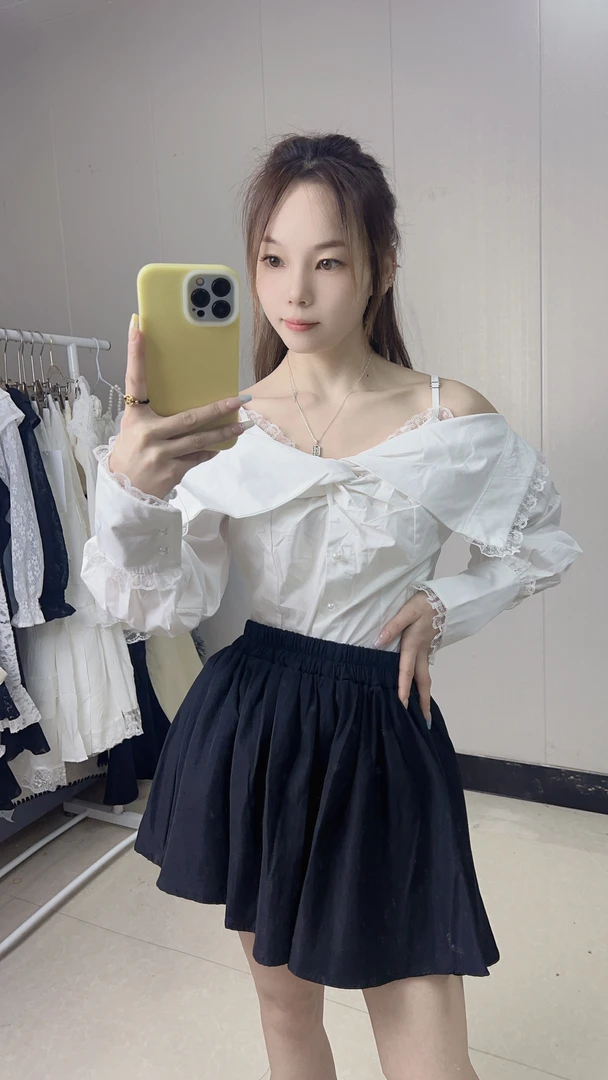 春季新款法式露肩吊带衬衫设计感收腰气质衬衣高腰短裙两件套套装