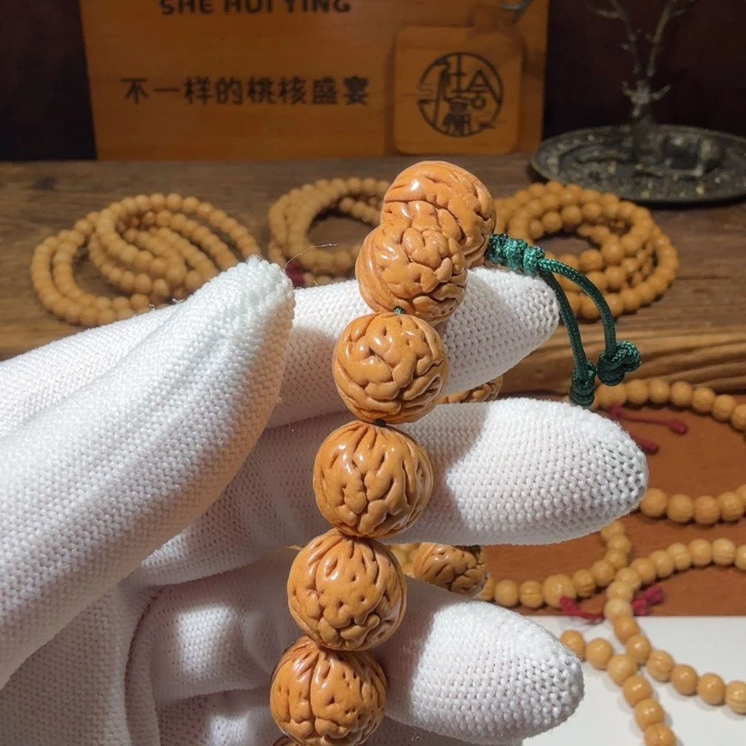 L***叶桃核吊坠14魔鬼大肠福利