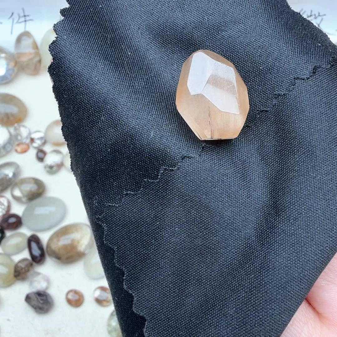 吃***冻未镶嵌珠宝半成品水晶