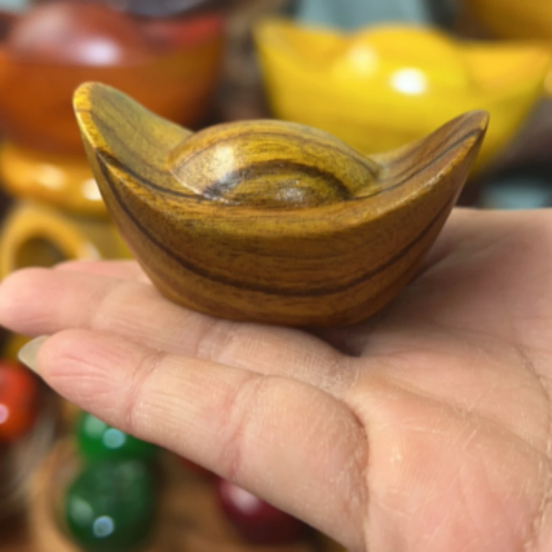 香樟木5cm小元宝楠木色摆件