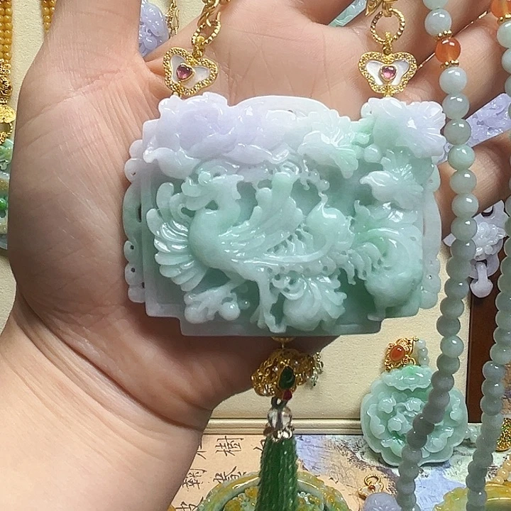 翡翠颈饰未镶嵌天然翡翠