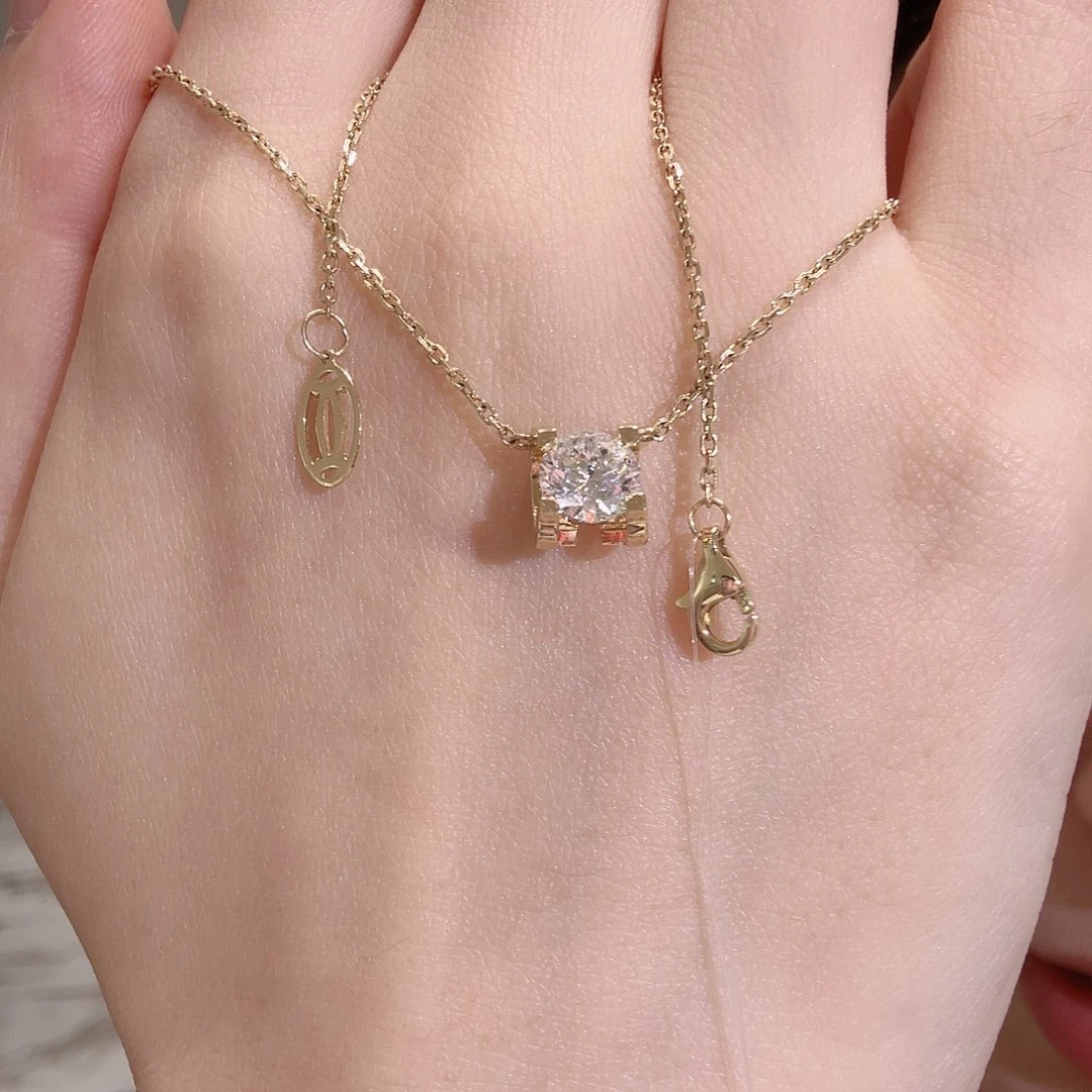 18K金镶嵌颈饰实验室培育钻石3.5重金