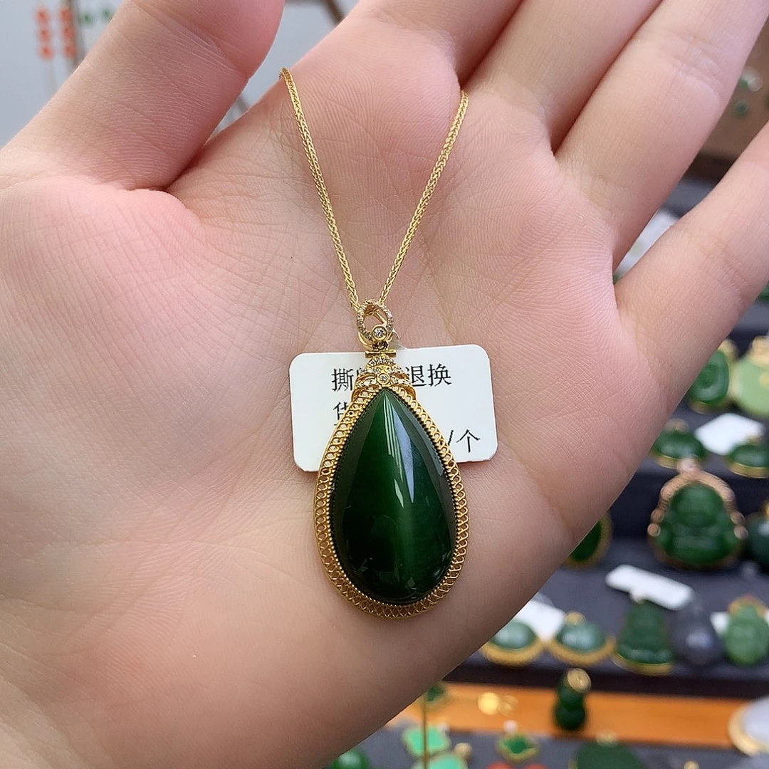 M***_和田玉（碧玉）18K金镶嵌颈饰