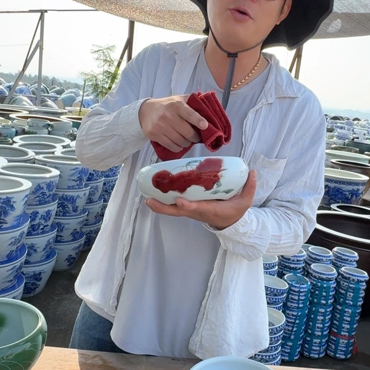 陶瓷艺术品，直径20，高6