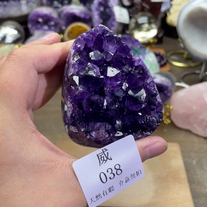 未镶嵌珠宝半成品水晶