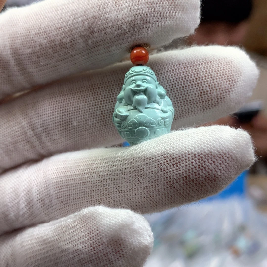 绿松石未镶嵌挂件