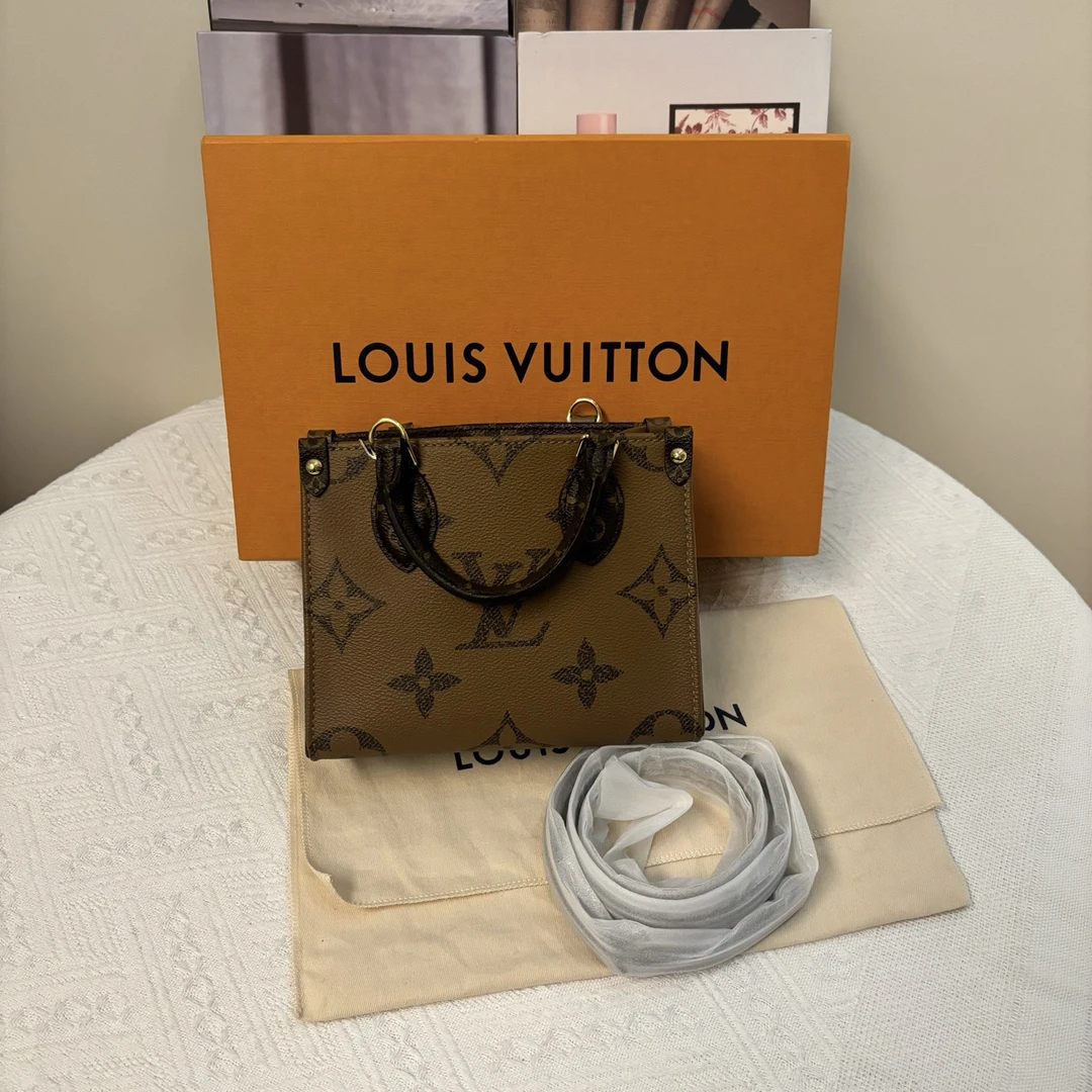 未使用 LouisVuitton/路易威登 老花onthego bb（定金)