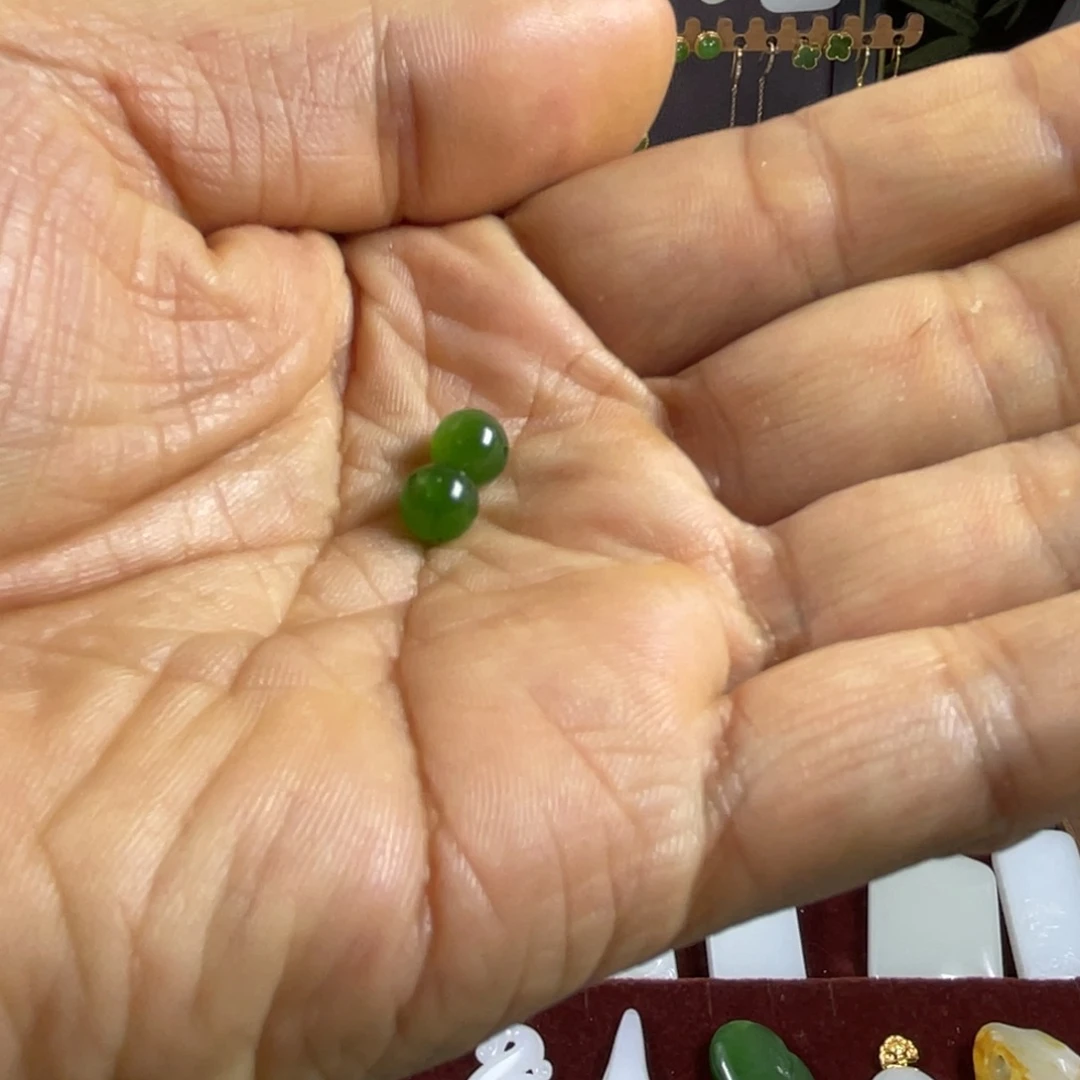 冰***式和田玉未镶嵌颈饰