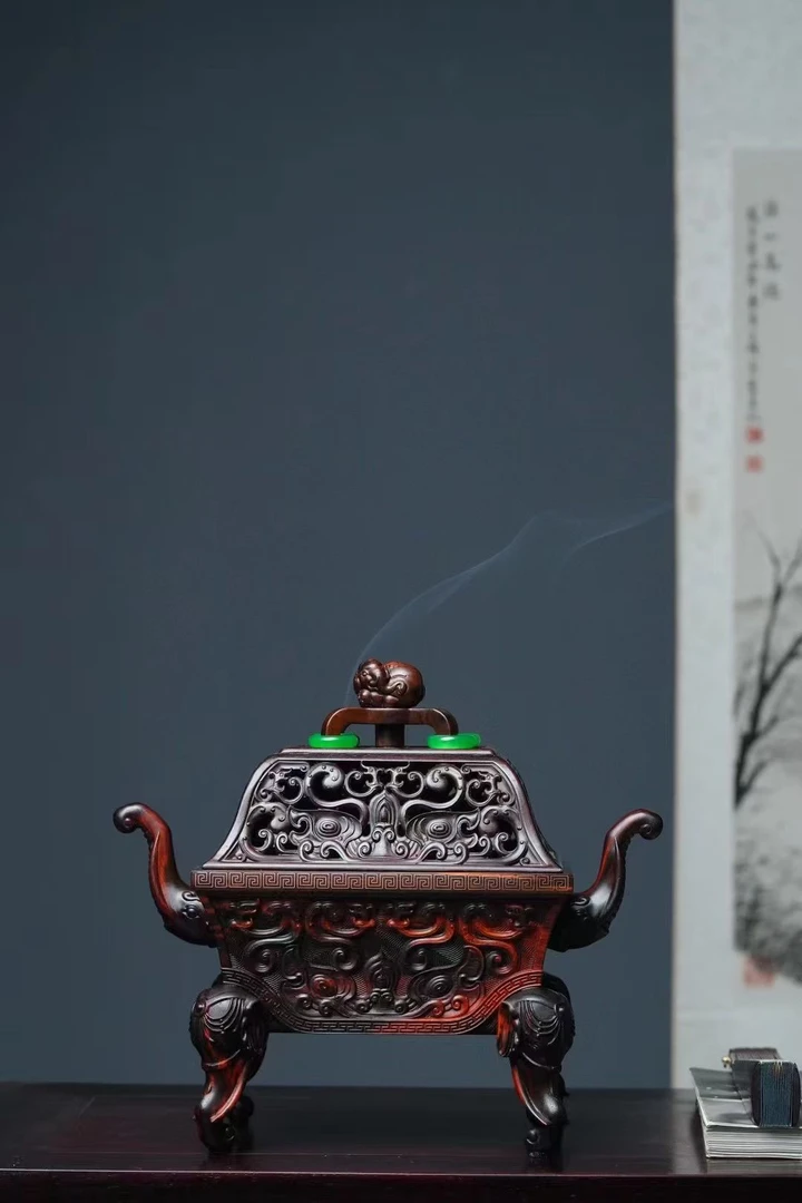 大红酸枝(太平有象)香炉➕附带两盒香