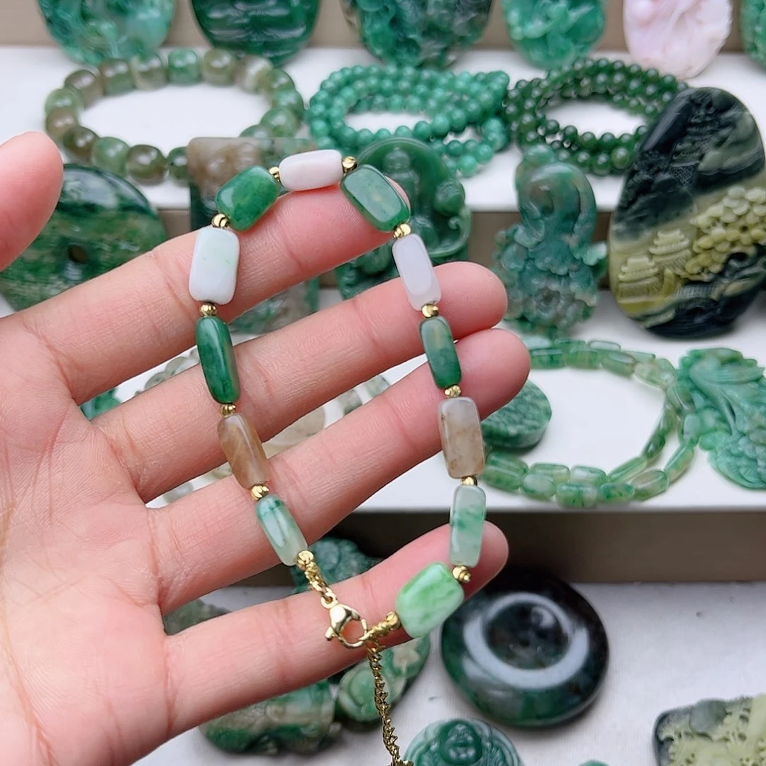 独山玉手串未镶嵌