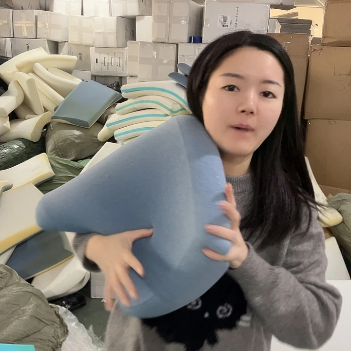 蓝色薄记忆棉枕芯。   单人