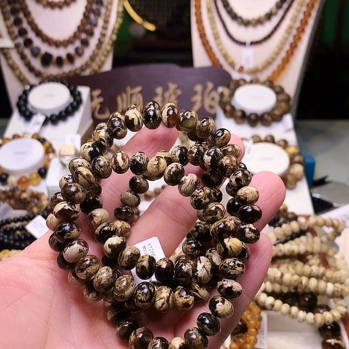 迷***光琥珀未镶嵌裸石9+729