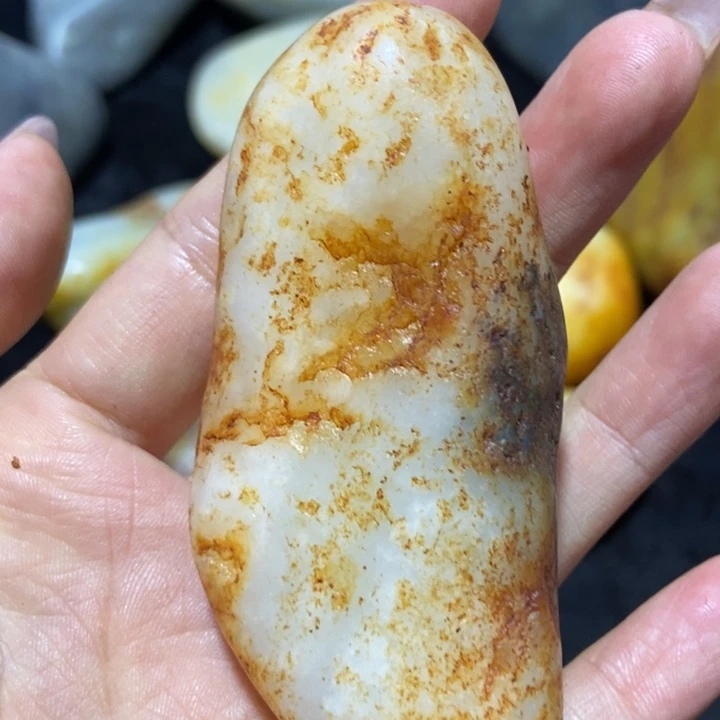 未镶嵌和田玉（糖玉）挂件