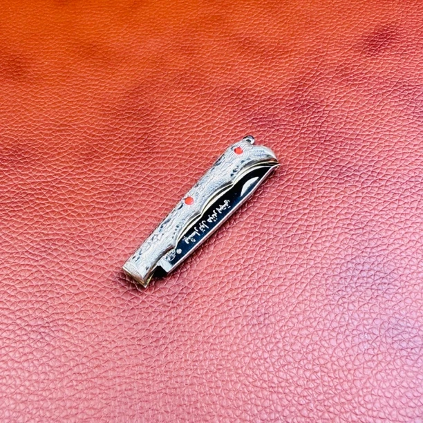 英吉沙手工小刀6厘米靴子型白银折叠刀不锈钢刀刃挂钥匙送礼好物