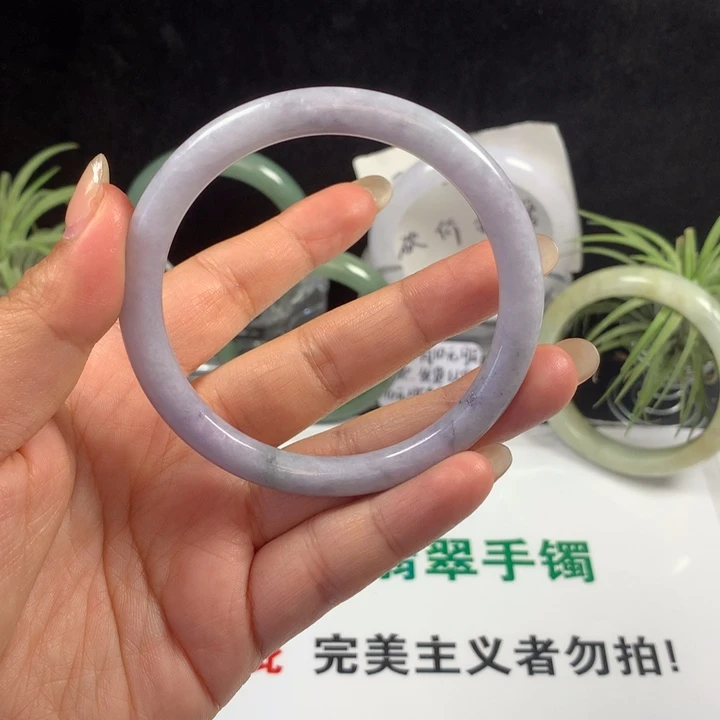 翡翠未镶嵌手镯89