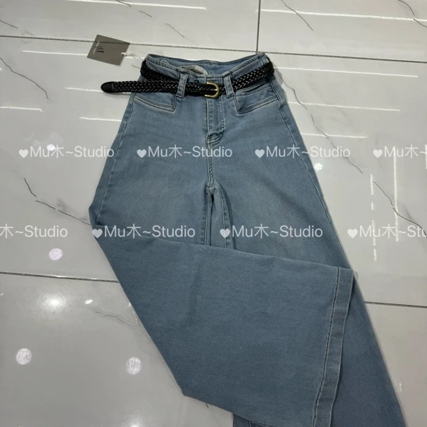 早春高腰显瘦磨毛款直筒牛仔裤女弹力垂感百搭浅蓝色