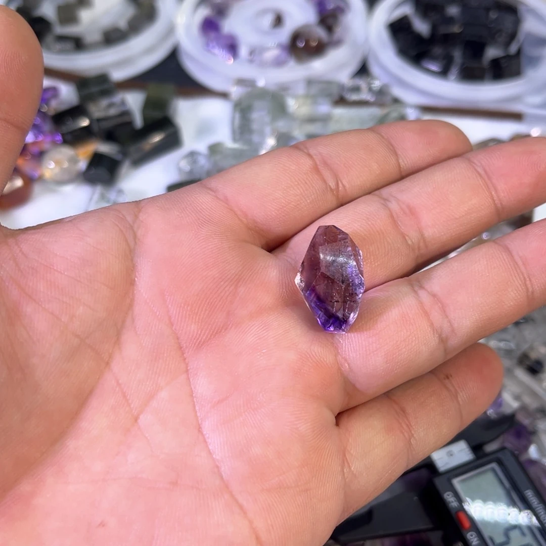 水晶珠宝半成品未镶嵌k****鸭3号