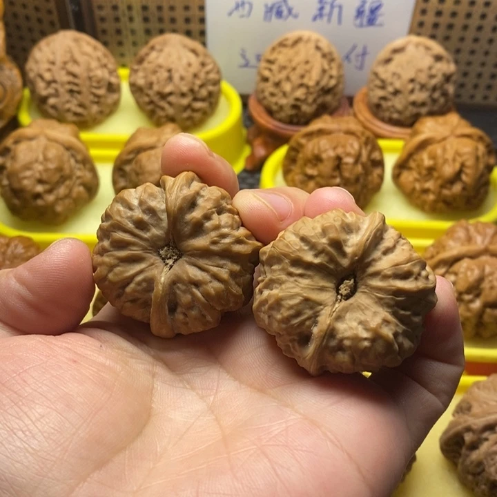 吊坠桃核蛤蟆头38