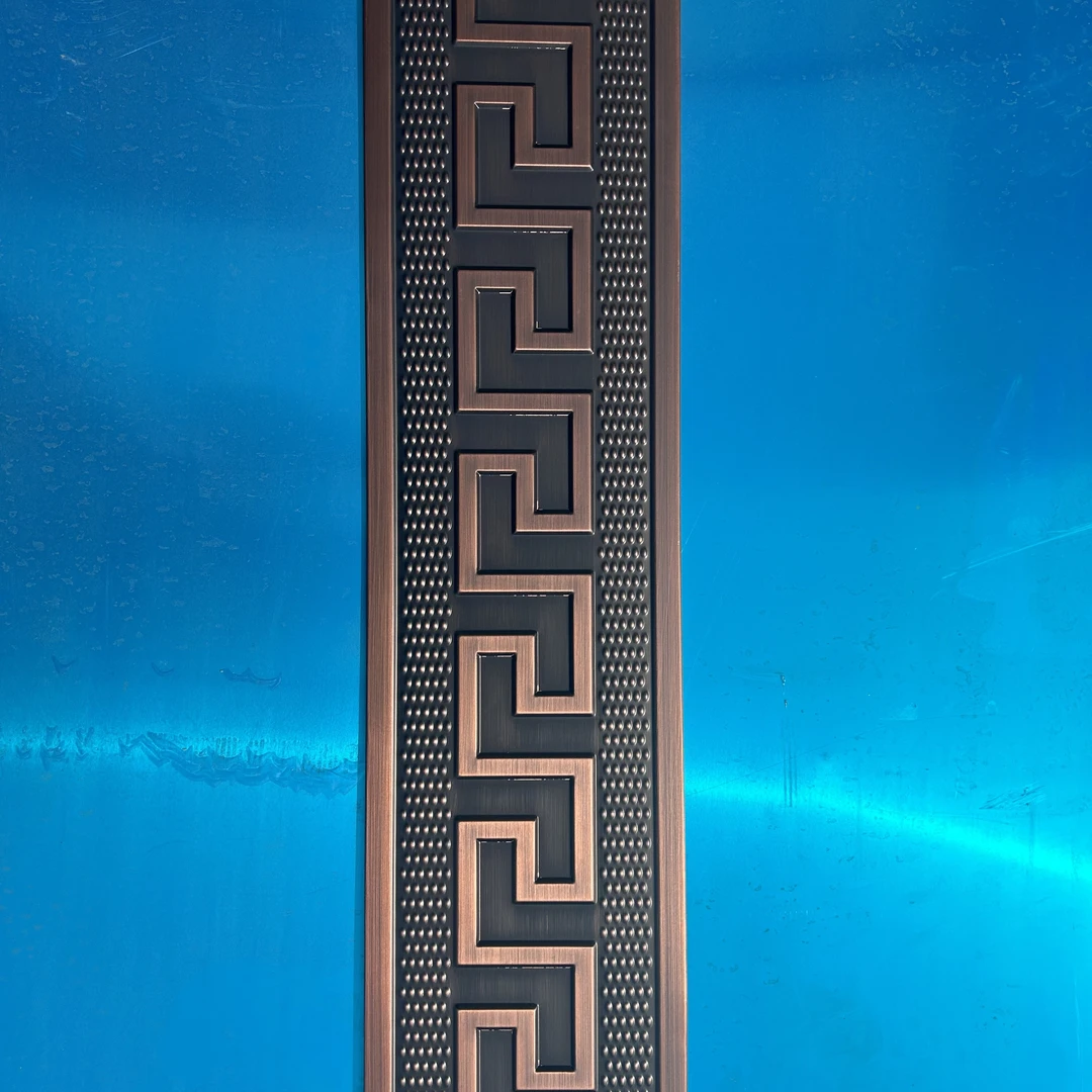 新中式仿古不锈钢红铜门裙边庭院门翻新农村农村大门铁门装饰配件