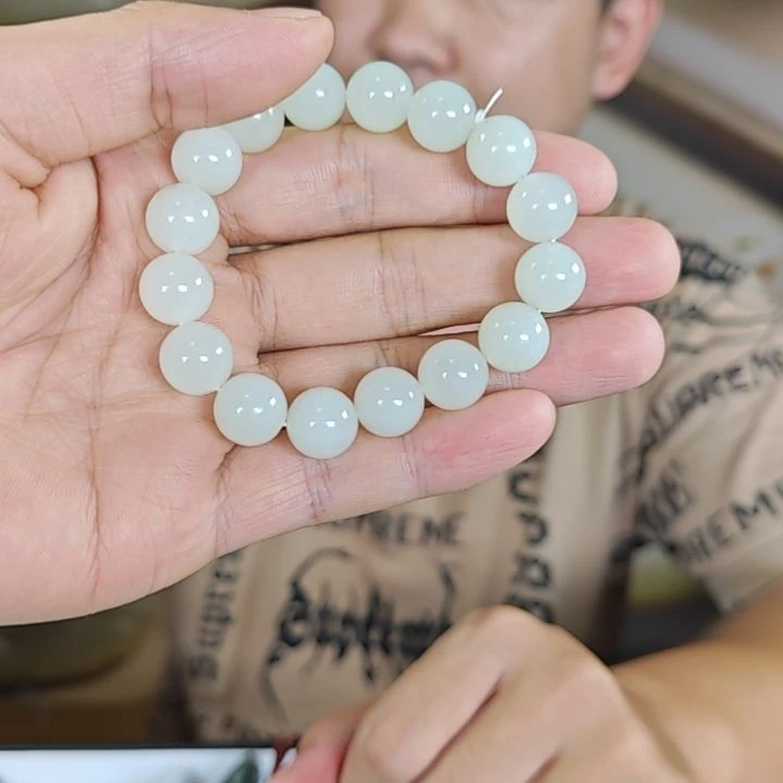 手链未镶嵌和田玉（糖玉）