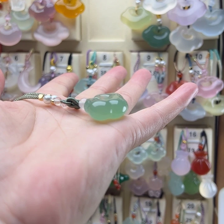 不***心玛瑙/玉髓未镶嵌颈饰