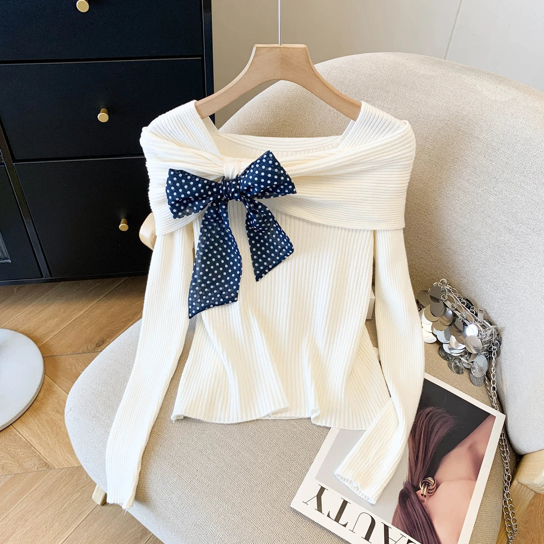 小香风丝巾波点蝴蝶结针织打底衫女2025秋季新款修身短款外搭毛衣