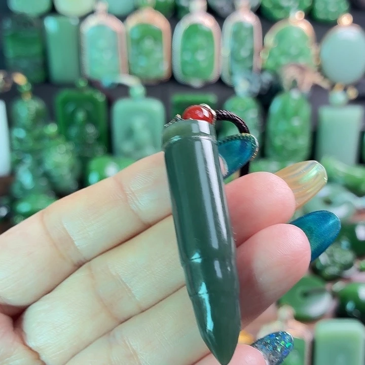 一***秋和田玉未镶嵌挂件